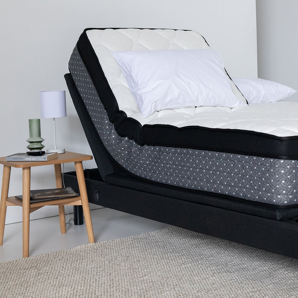 Beds Electric Comfort Lift has Vibration massage at the head and foot